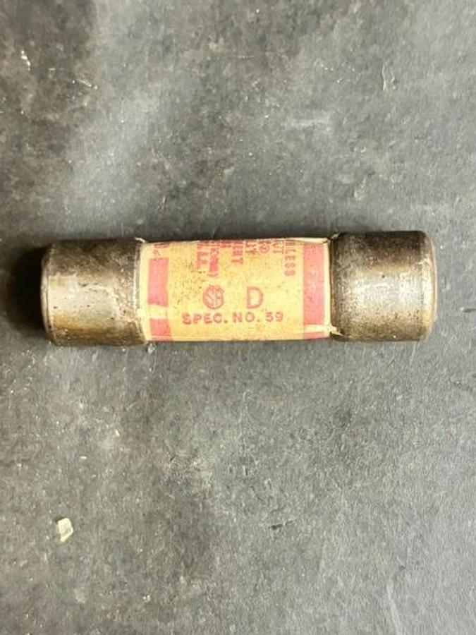 Used GOULD SHAWMUT TR8 TRI-ONIC FUSE