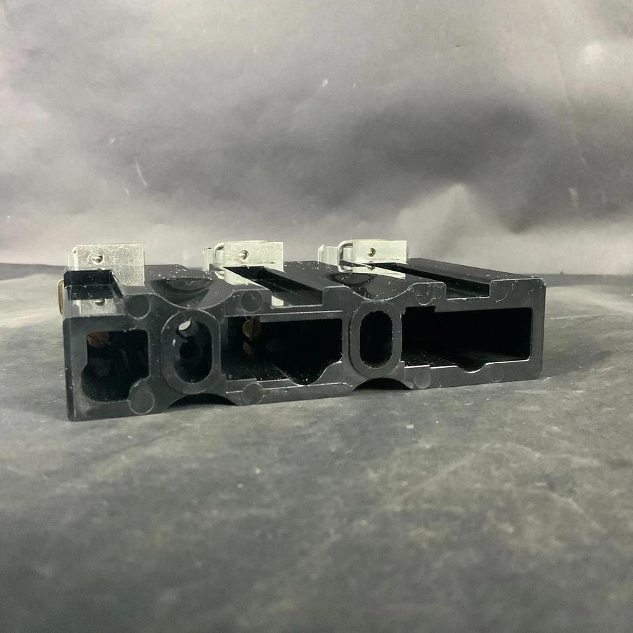 Used ALLEN BRADLEY 1494V-FSR666 SER A TRAILER FUSE BLOCK KIT ($20 OBO)