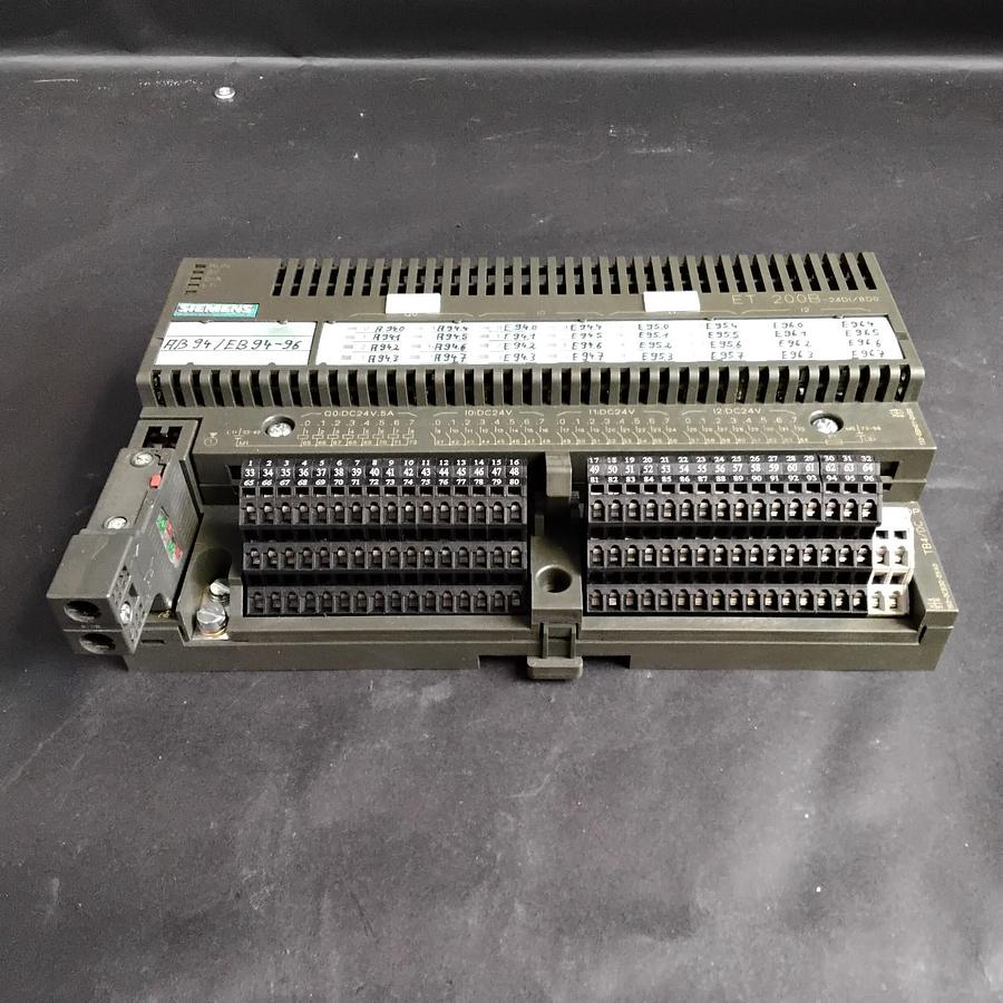 Used SIEMENS ET200B-24DI/8DO CONTROLLER MODULE ($125 OBO)
