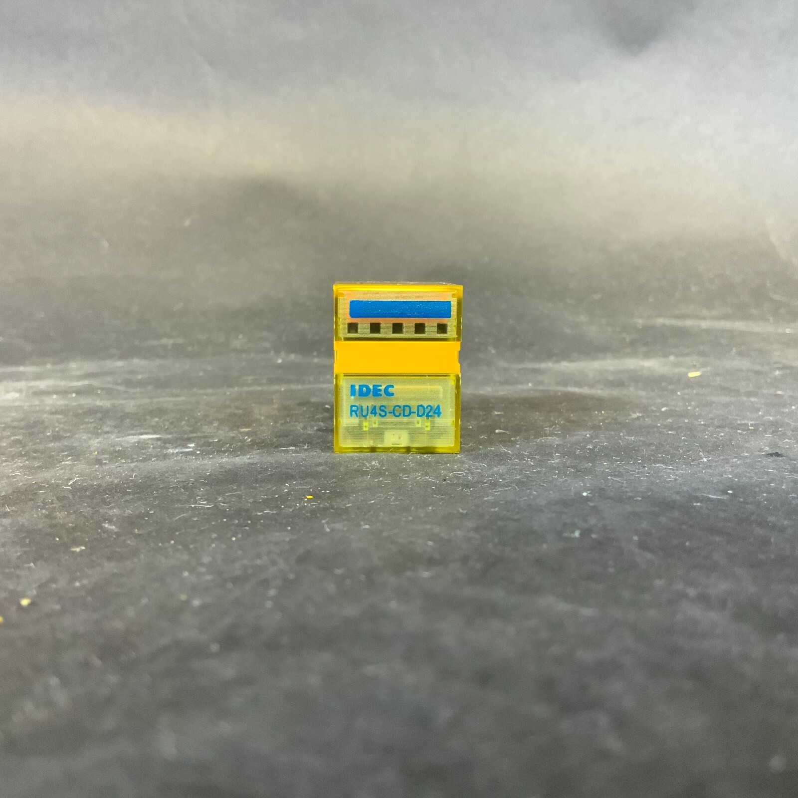 Used IDEC RU4S-CD-D24 RELAY - SET OF 5 ($40 OBO)