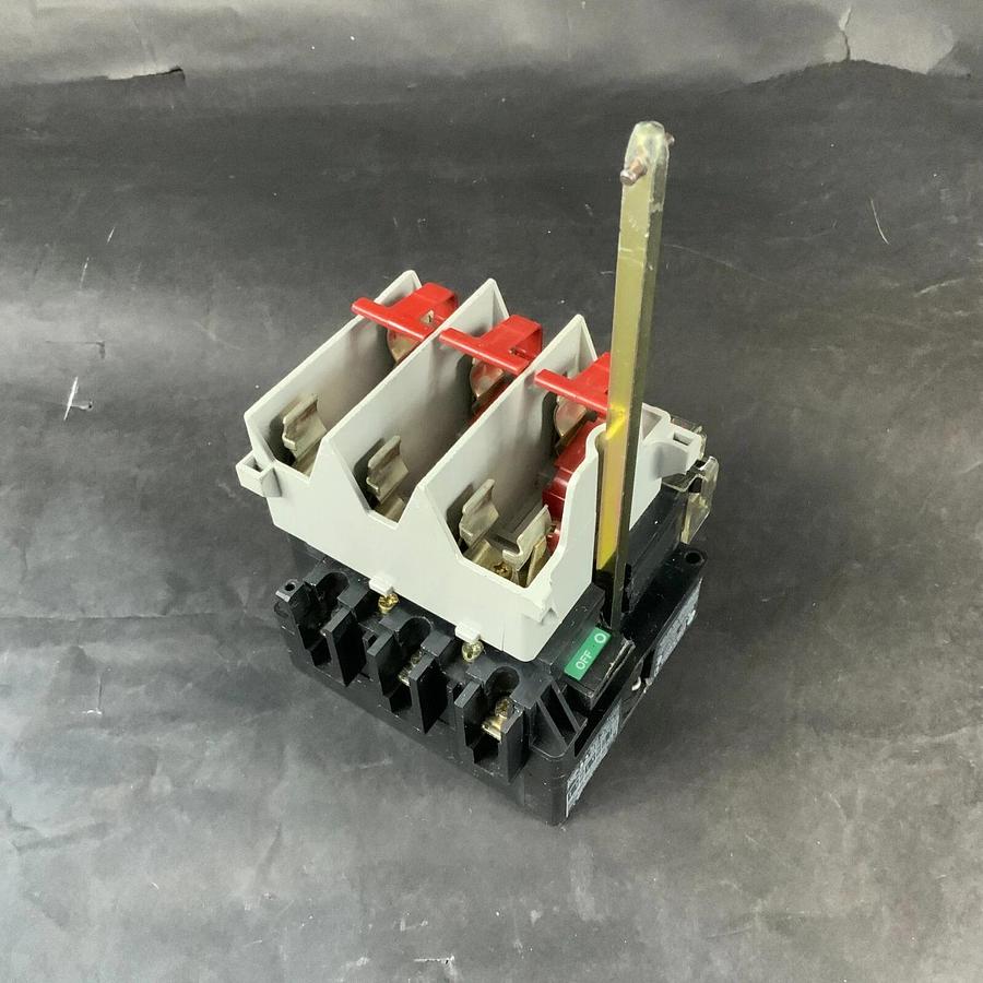 Used ALLEN BRADLEY 194R-NJ030P3 DISCONNECT SWITCH ($15 OBO)