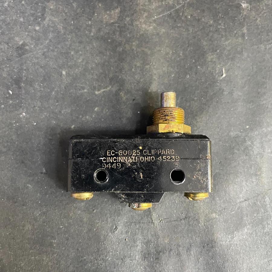 Used CLIPPARD EC-60025 MICRO SWITCH
