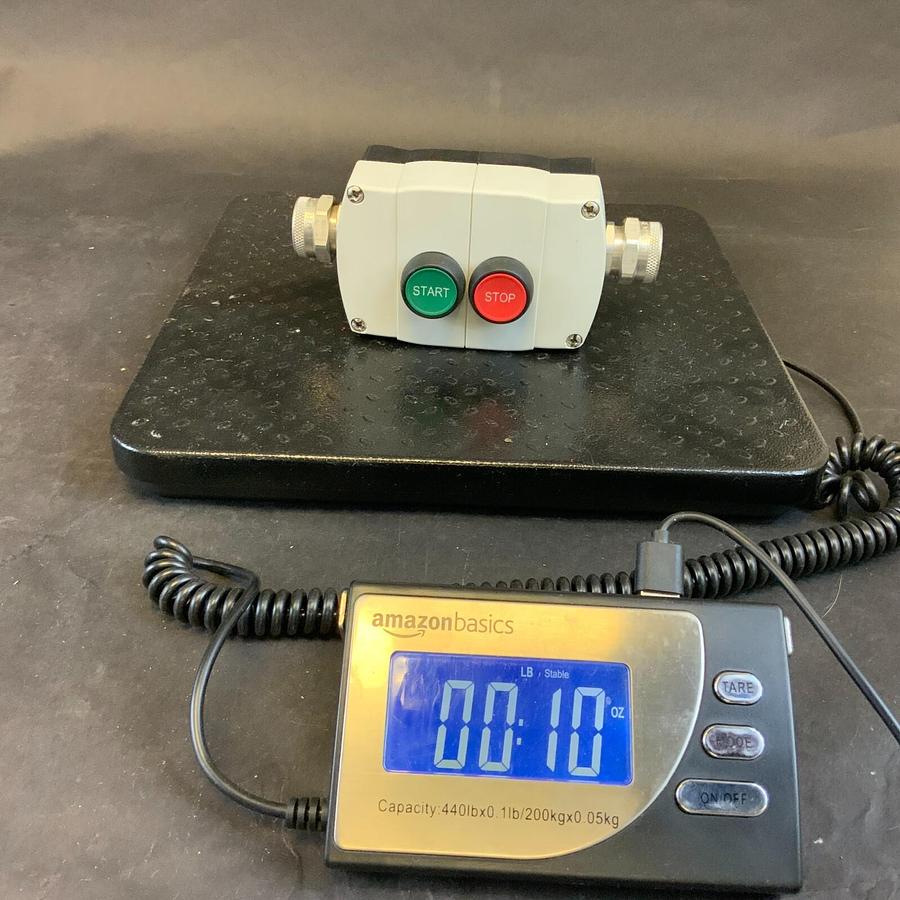 Used ALLEN BRADLEY 800F-2PP1 PUSHBUTTON ENCLOSURE W/ START STOP BUTTON ($35 OBO)