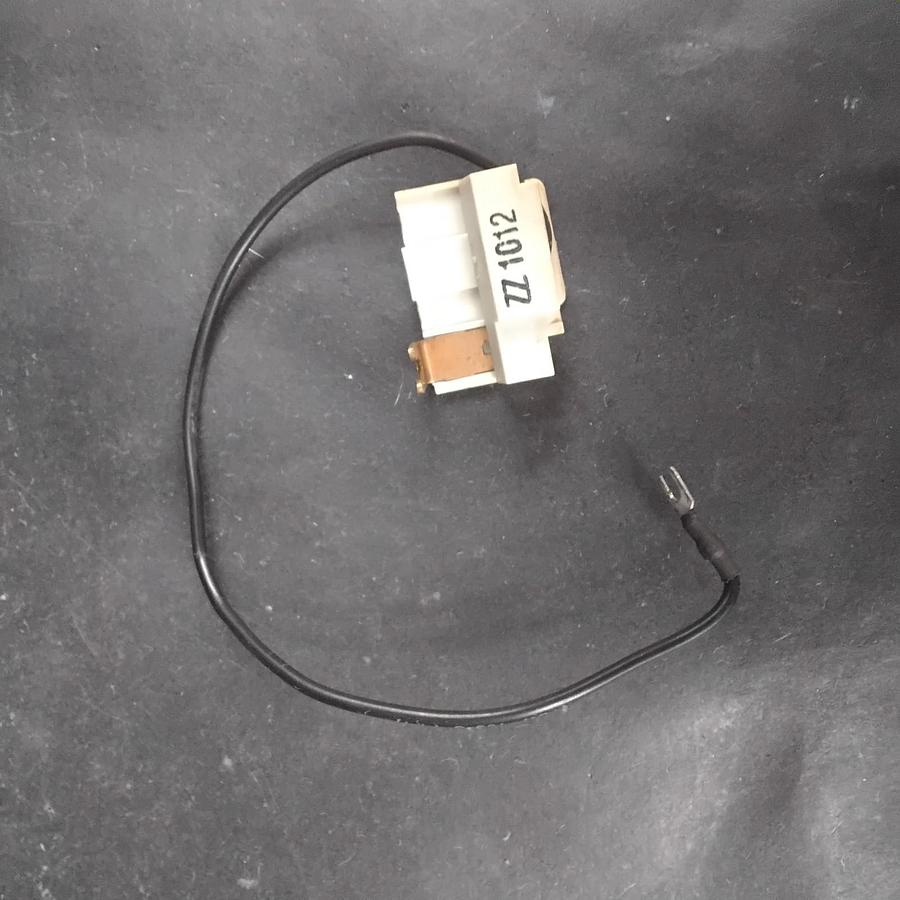 Used SIEMENS 3TX7402-3A SURGE SUPPRESSOR ($13 OBO)