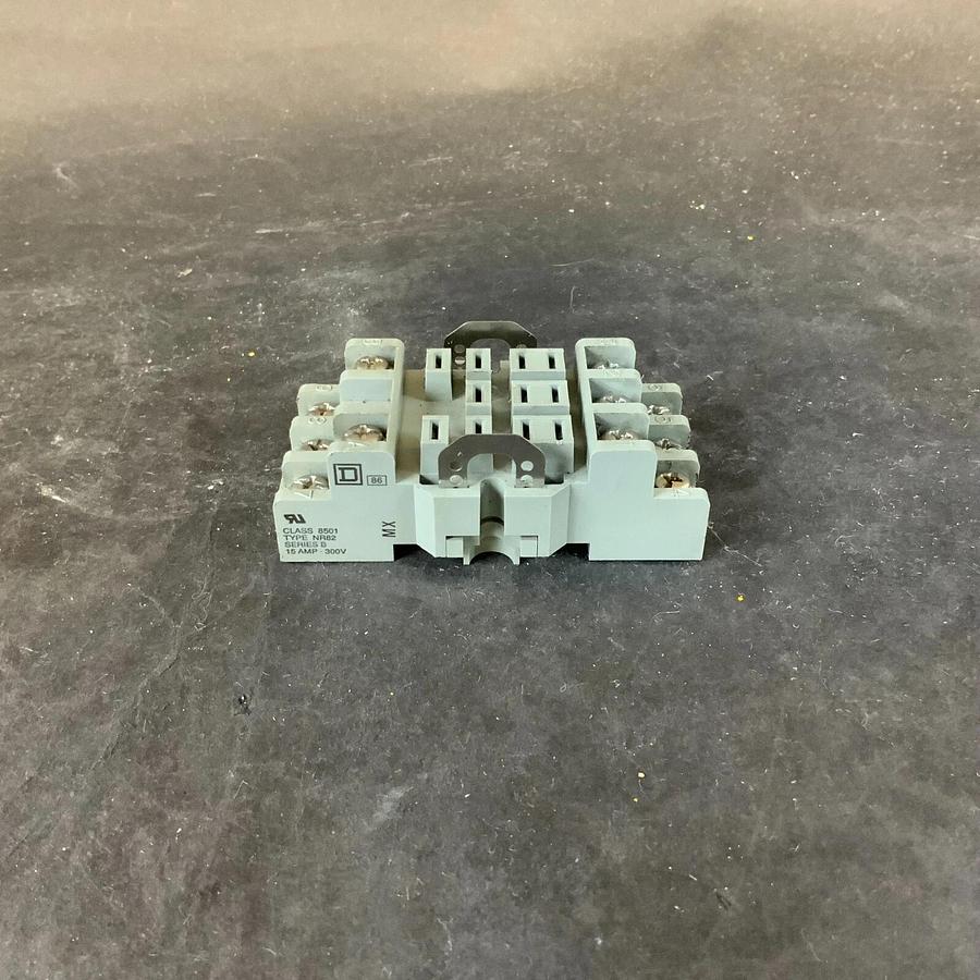 Used SQUARE D 8501 NR82 RELAY SOCKET ($10 OBO)