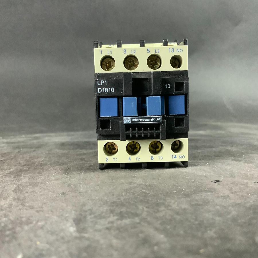 Used TELEMECANIQUE LP1-D1810-BD CONTACTOR ($20 OBO)
