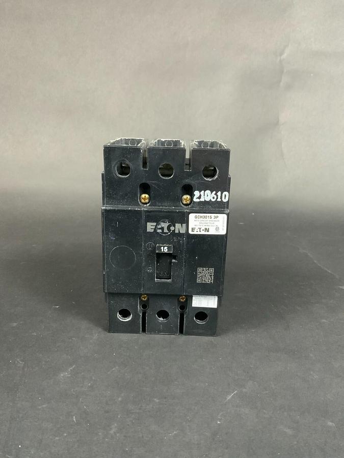 Used EATON GCH3015 CIRCUIT BREAKER ($140 OBO)