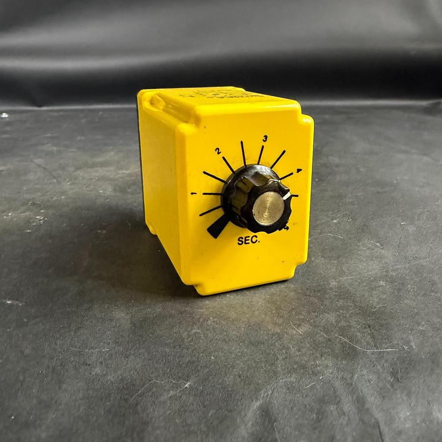 Used POTTER & BRUMFIELD CDB-38-70002 TIME DELAY RELAY ($20 OBO)