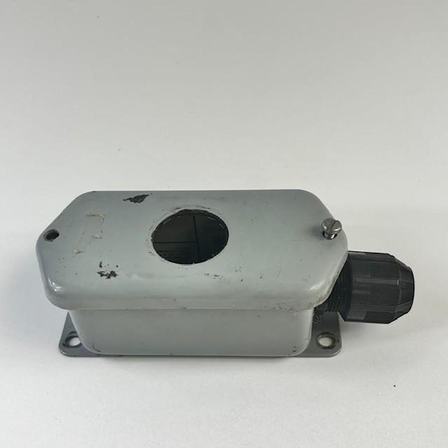 Used HOFFMAN A-402DSC SCREW ENCLOSURE