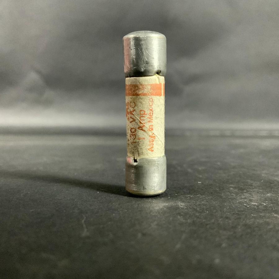 Used FERRAZ SHAWMUT AMPTRAP A13X1 FUSE ($4 OBO)