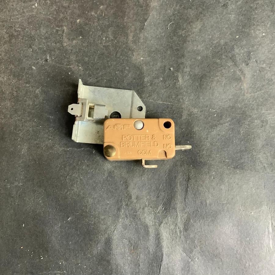 Used POTTER&BRUMFIELD A1 T5 361-1-7 TV5 MICRO SWITCH