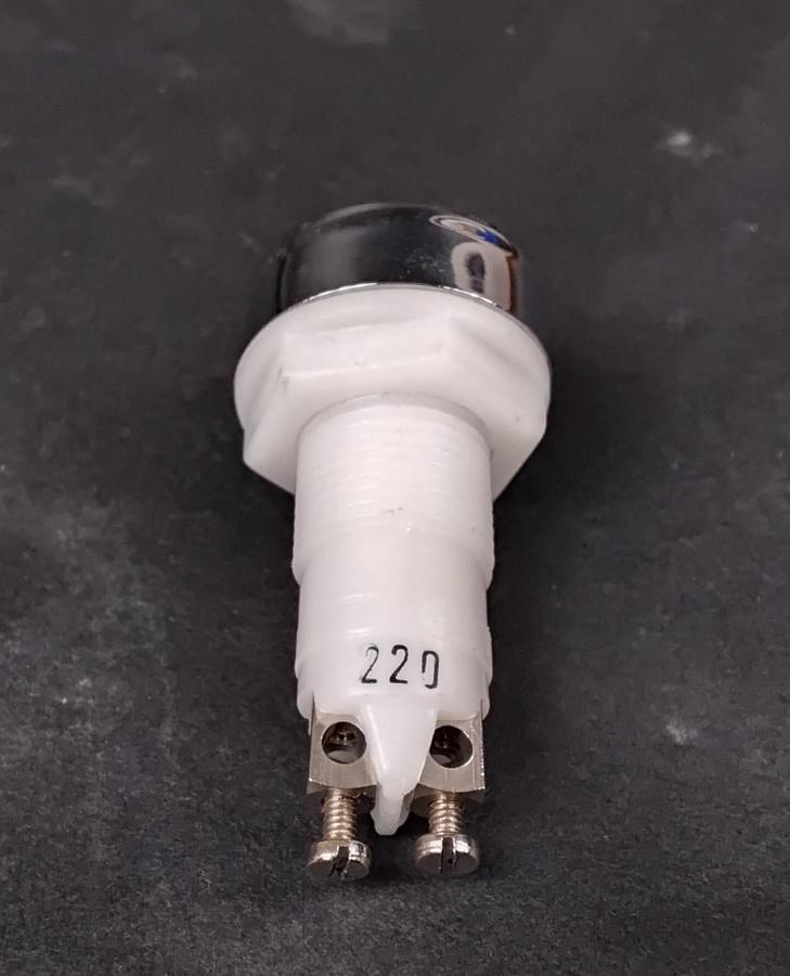 Used ROUND INDICATOR LIGHT, RED 220 ($4 OBO)