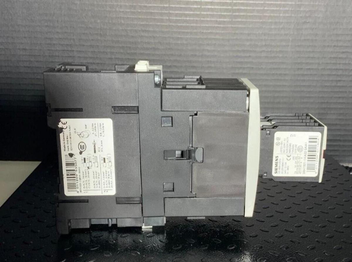 Used SIEMENS 3RT1035-1QB44-3MA0 ($19.99 OBO)