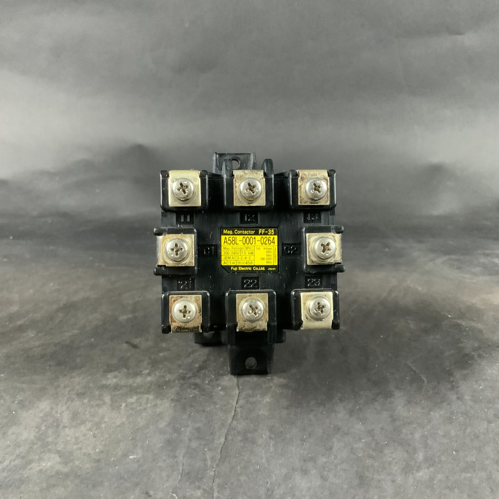 Used FUJI FF-35 A58L-0001-0264 MAGNET CONTACTOR ($25 OBO)