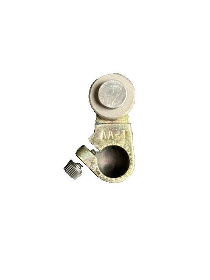 Used SQUARE D AA-1 ROLLER LEVER ARM