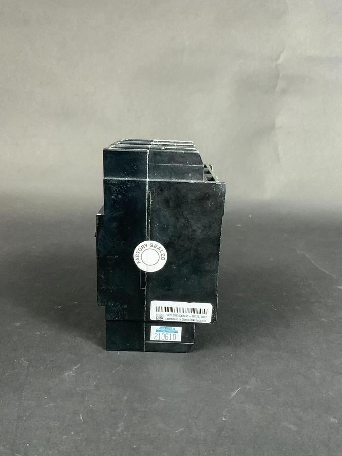 EATON GCH3015 CIRCUIT BREAKER ($140 OBO)