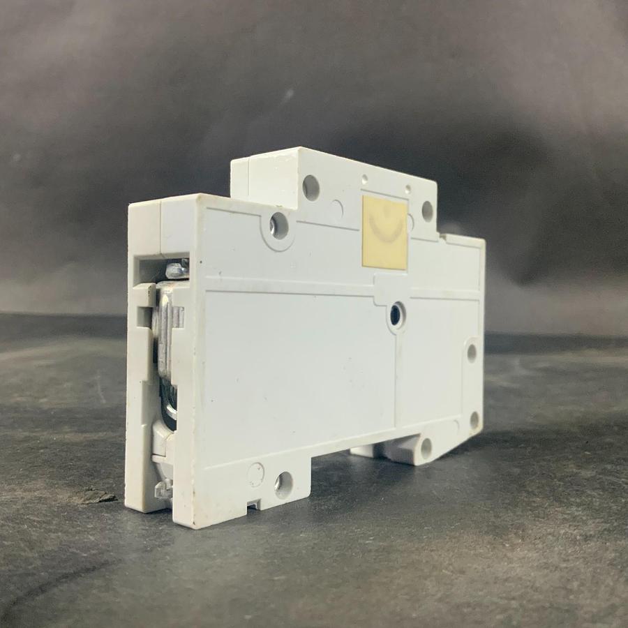 Used SIEMENS 5SX21-C16 CIRCUIT BREAKER ($10 OBO)