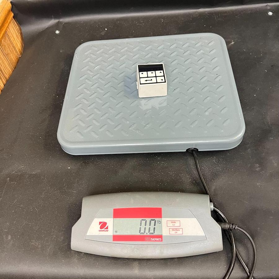 Used ALLEN BRADLEY 1398-HMI-001 TOUCHPAD MODULE ($530 OBO)