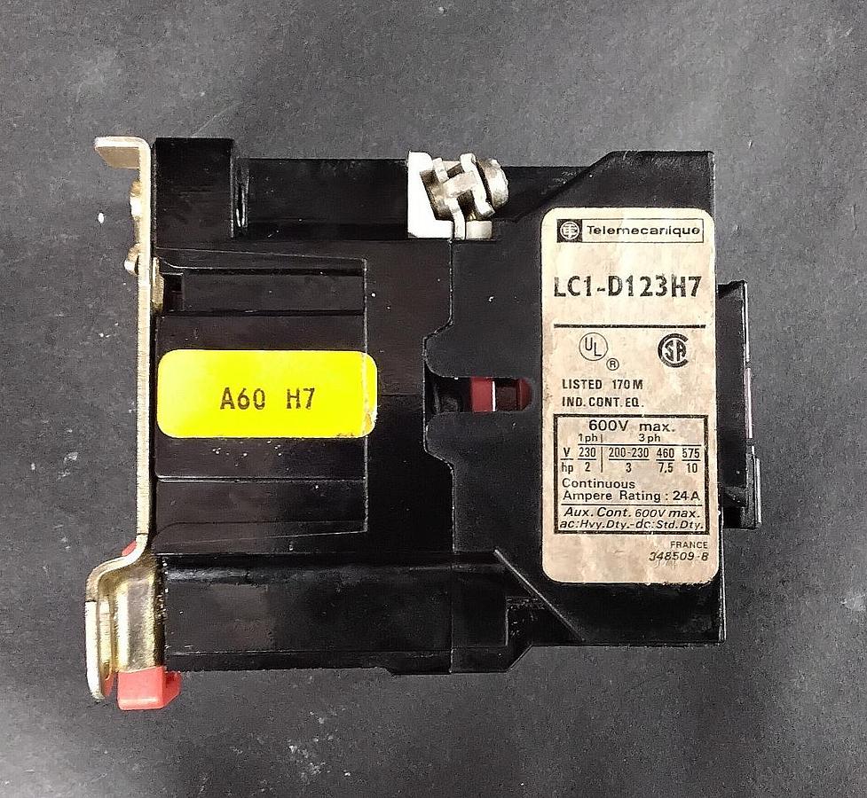 Used TELEMENCANIQUE LC1-D123H7 CONTACTOR  ($30 OBO)