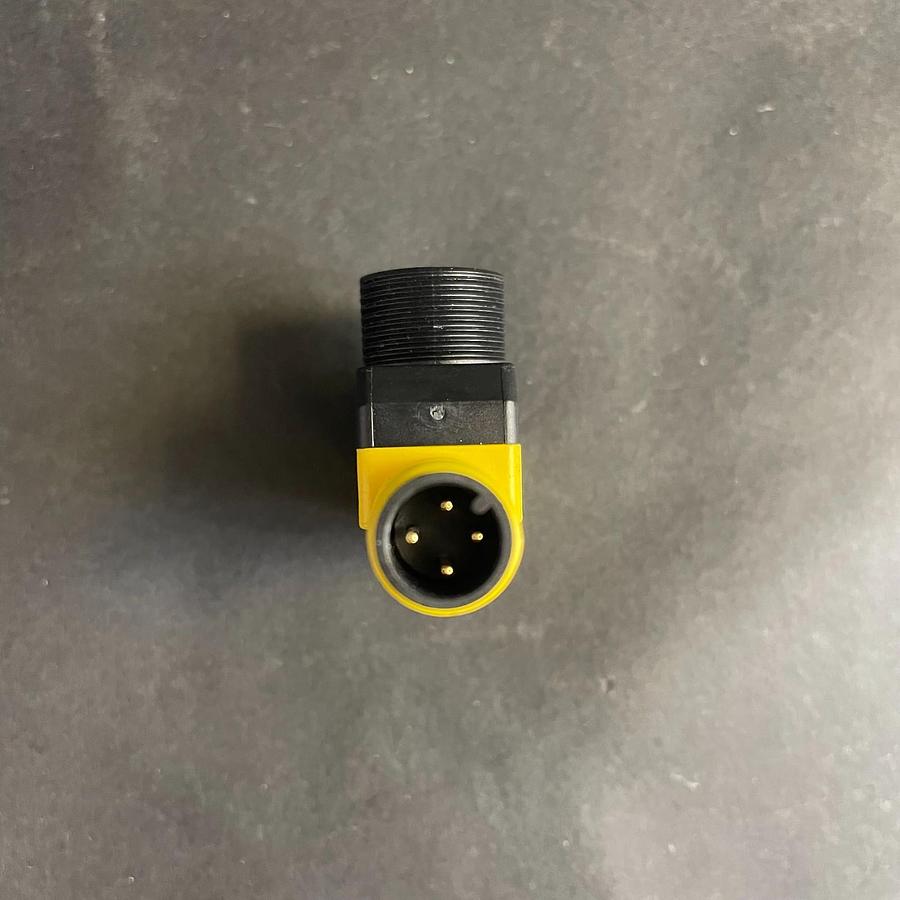 Used BANNER ENGINEERING QS186EQ8 PHOTOELECTRIC SENSOR 10-30VDC INDUSTRIAL AUTOMATION