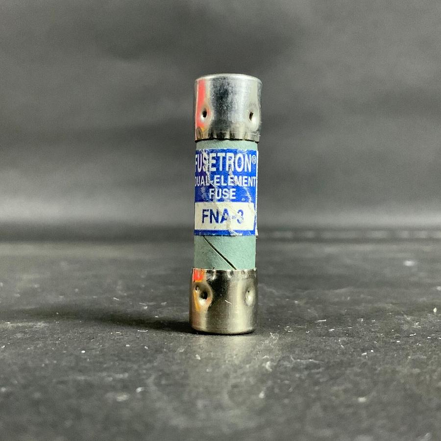 Used BUSSMANN FUSETRON FNA-3 FUSE - SET OF 8 ($32 OBO)