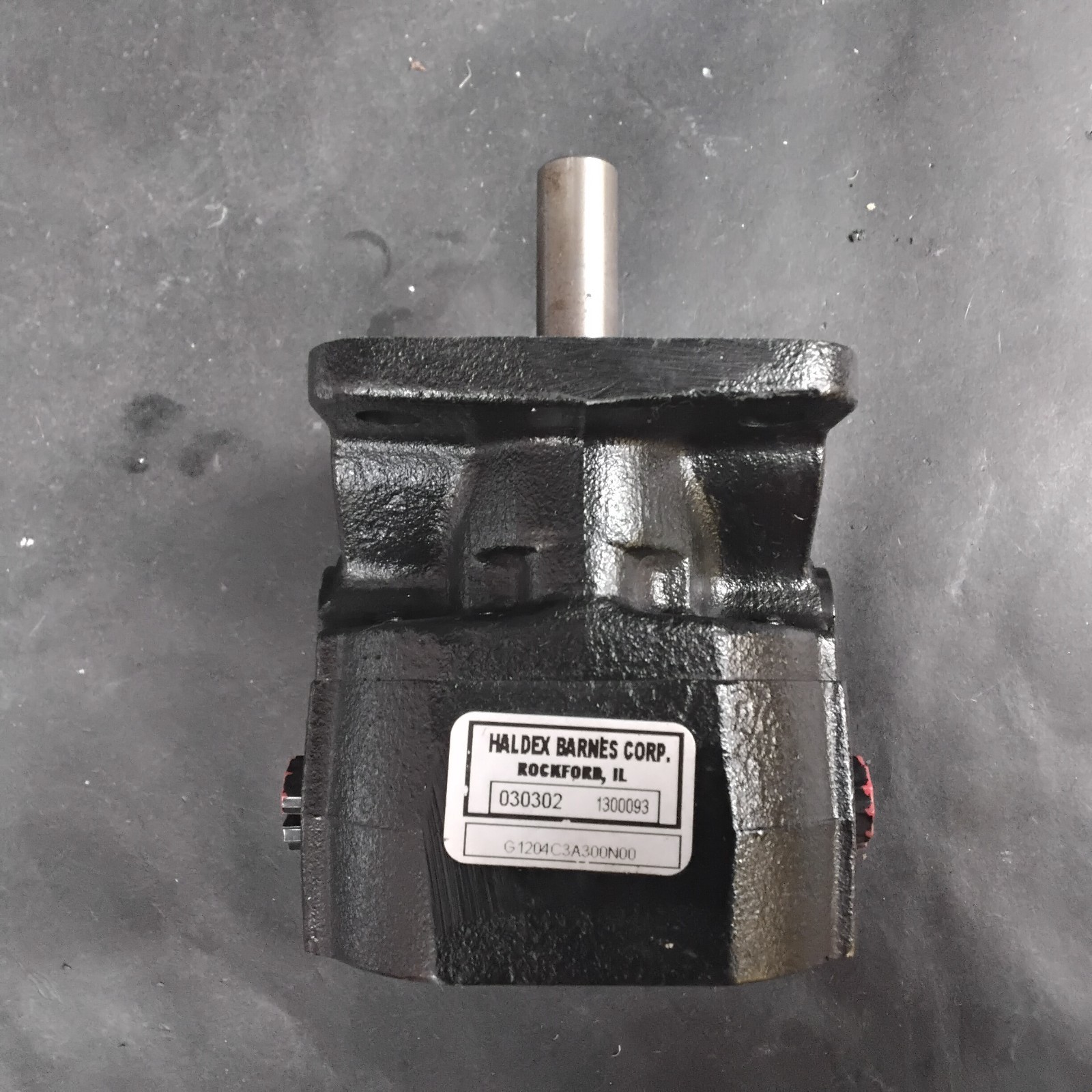 Used HALDEX BARNES G1204C3A300N00 HYDRAULIC PUMP ($200 OBO)