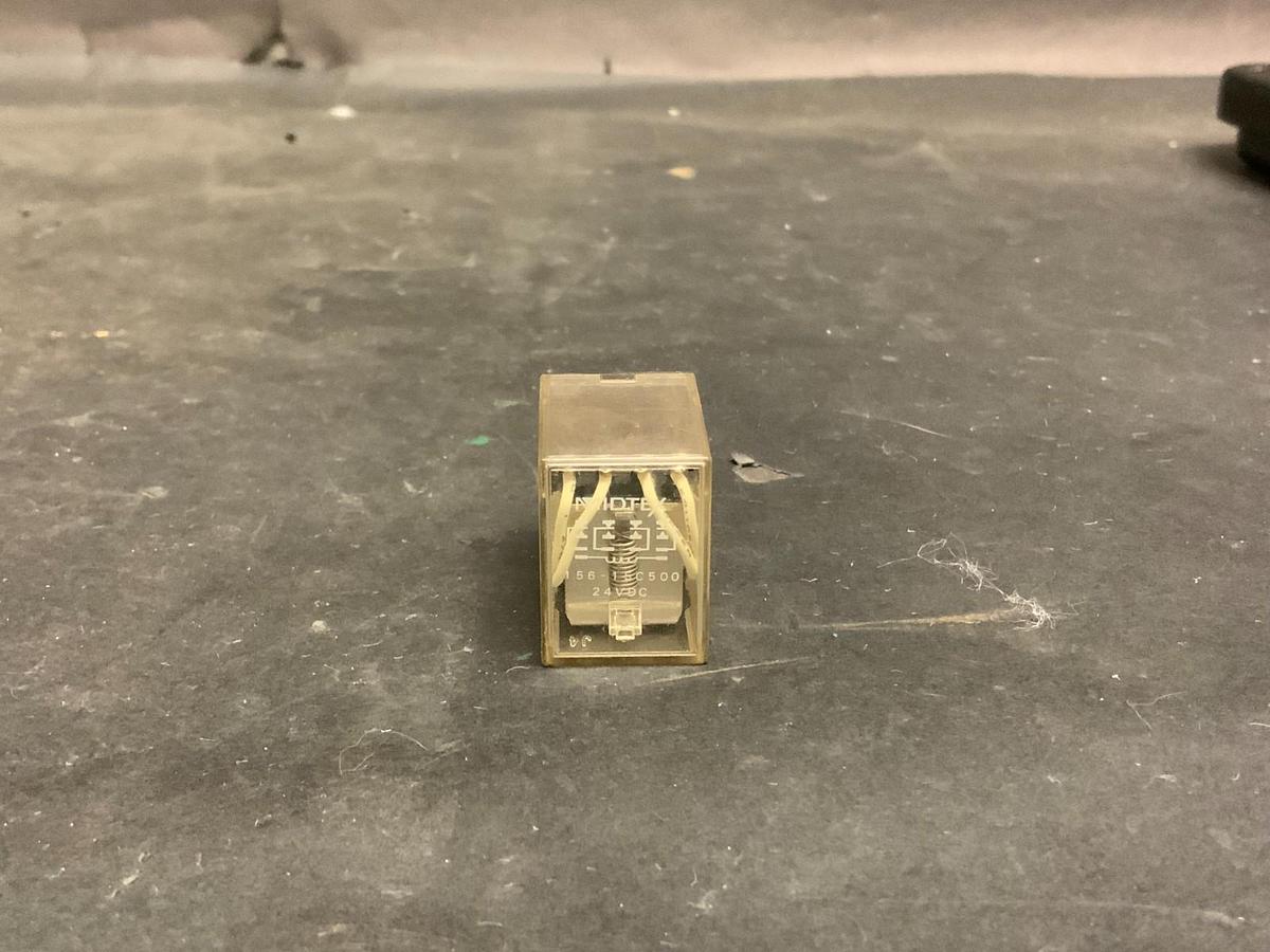 Used MIDTEX 156-15C500 24VDC RELAY ($7 OBO)