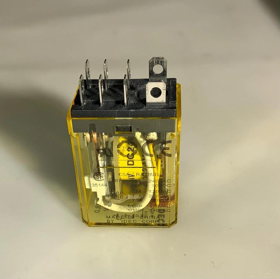 IDEC RH2B-ULD-DC24V ($4.49/EACH OBO)