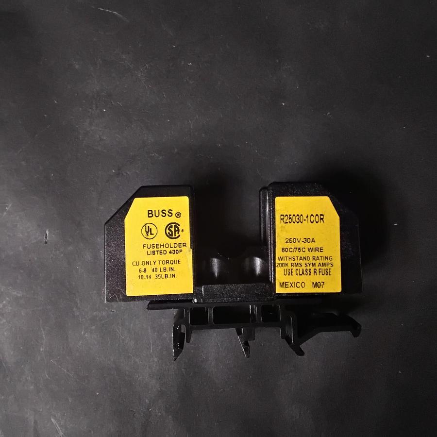 Used BUSS R25030-1C0R FUSE HOLDER ($8 OBO)