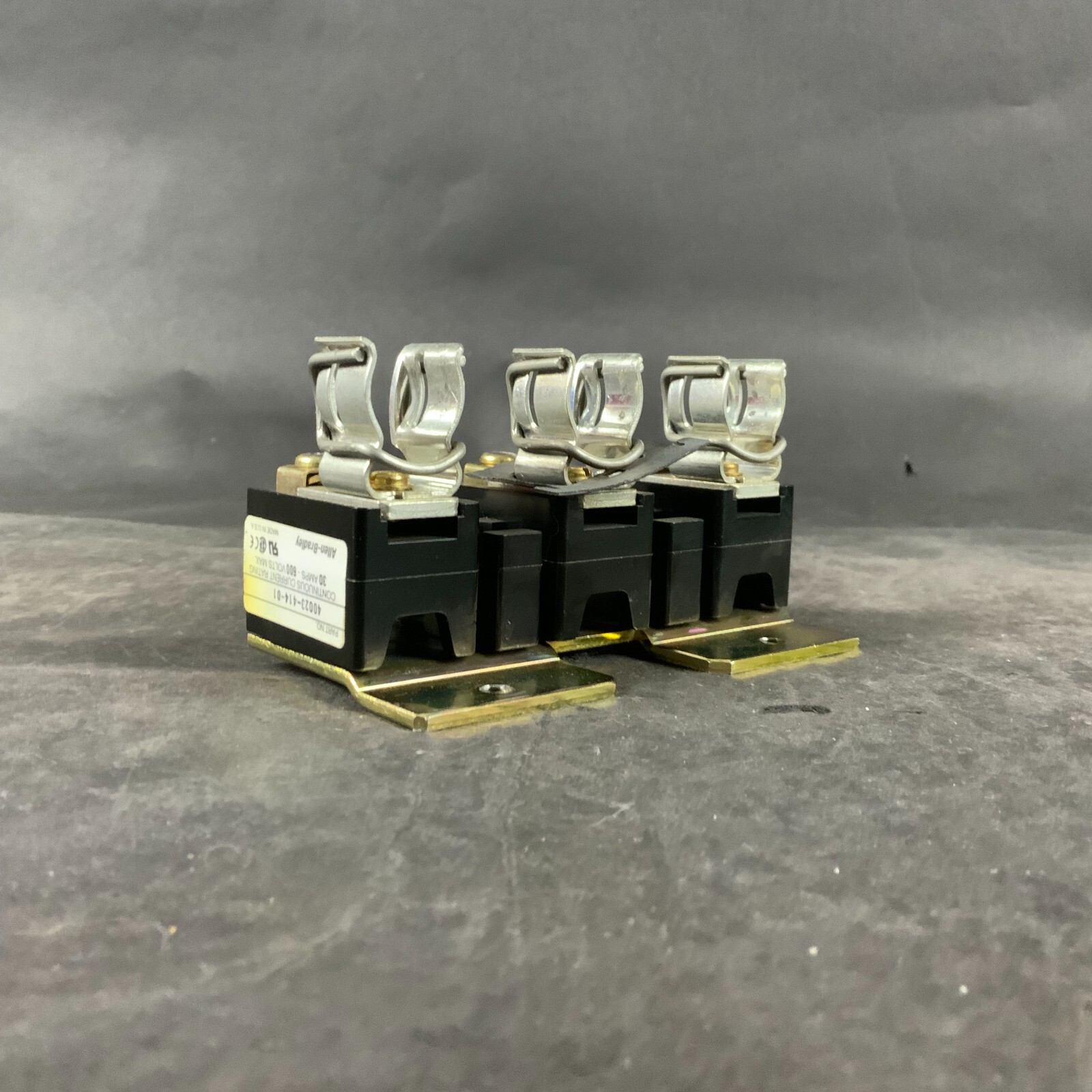 Used ALLEN BRADLEY 40023-414-01 FUSE BLOCK KIT ($20 OBO)