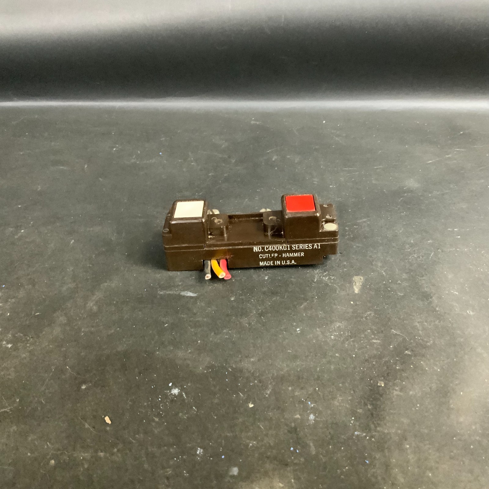 Used CUTLER HAMMER C400KG1 SER.A1 PUSHBUTTON ($15 OBO)