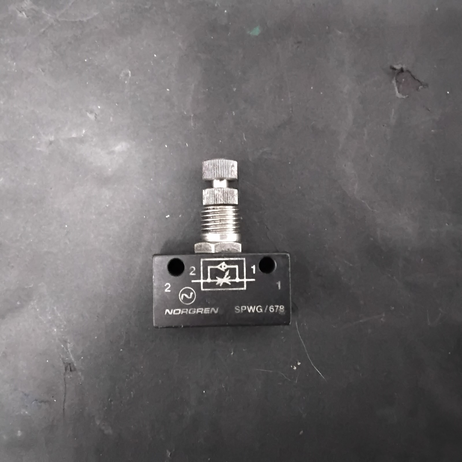 Used NORGREN M/678 SPEED CONTROL VALVE ($5 OBO)
