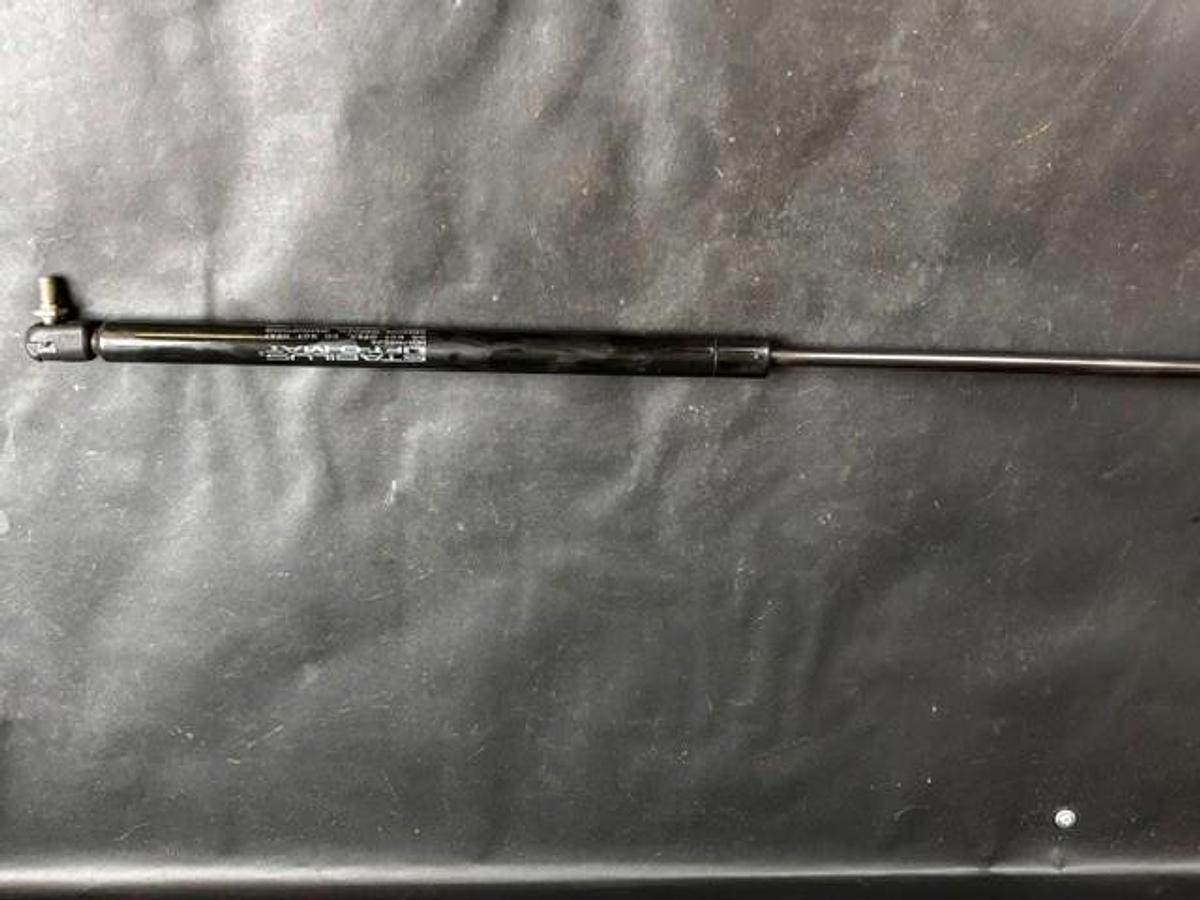 Used STABILUS LIFT-O-MAT GAS STRUT ($19 OBO)