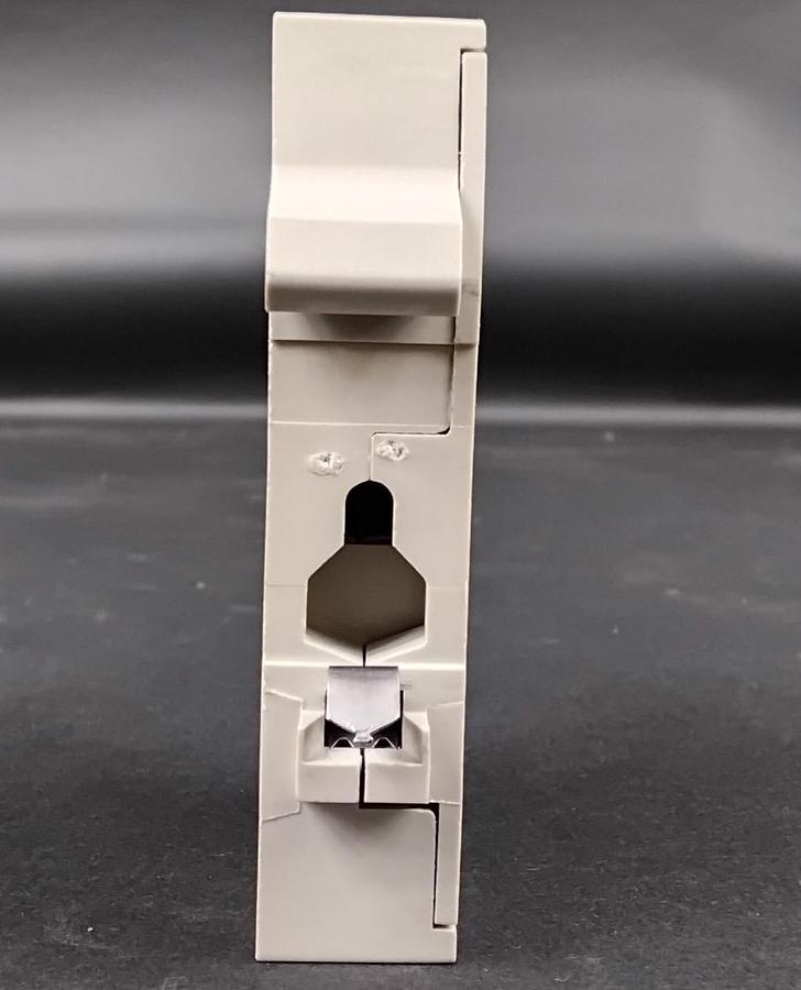 Used TELEMENCANIQUE DF6-AB08 FUSE HOLDER ($5 OBO)