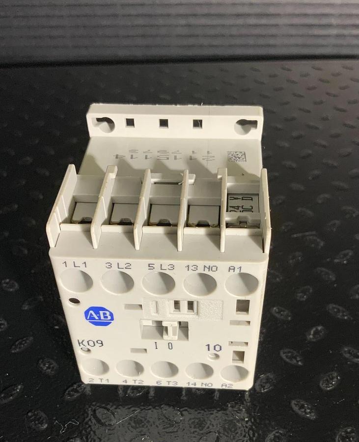 ALLEN BRADLEY 100-K09*10A ($24.99/EACH OBO)