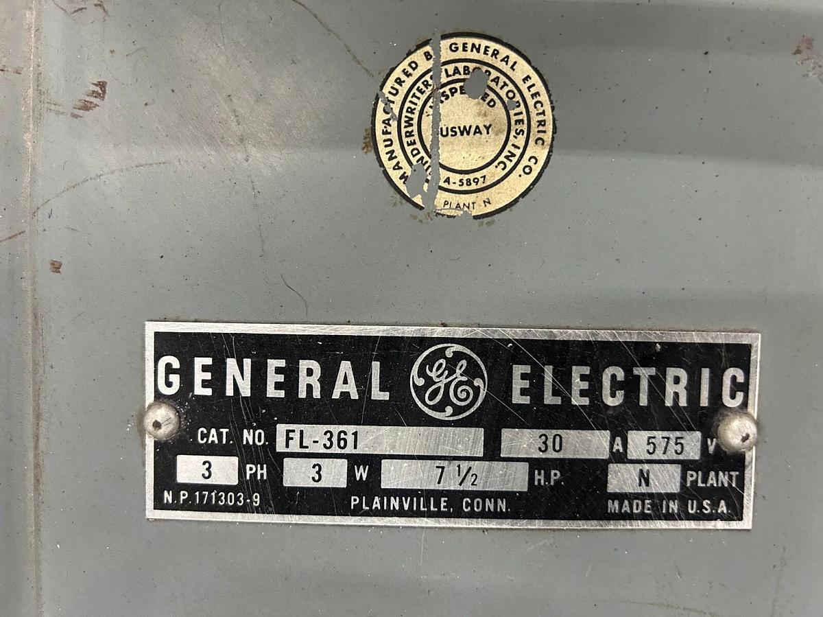 Used BUSS PLUG - General Electric - FL-361 ($75 OBO)