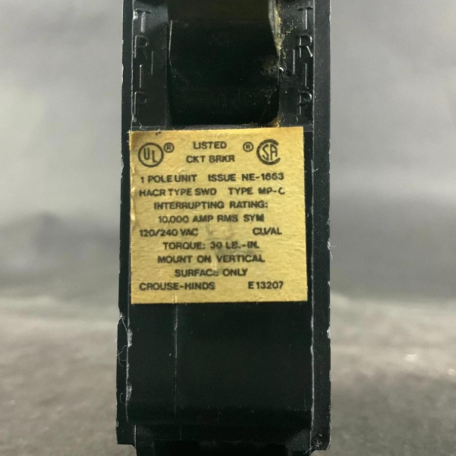 Used CROUSE HINDS E13207 CIRCUIT BREAKER ($9 OBO)
