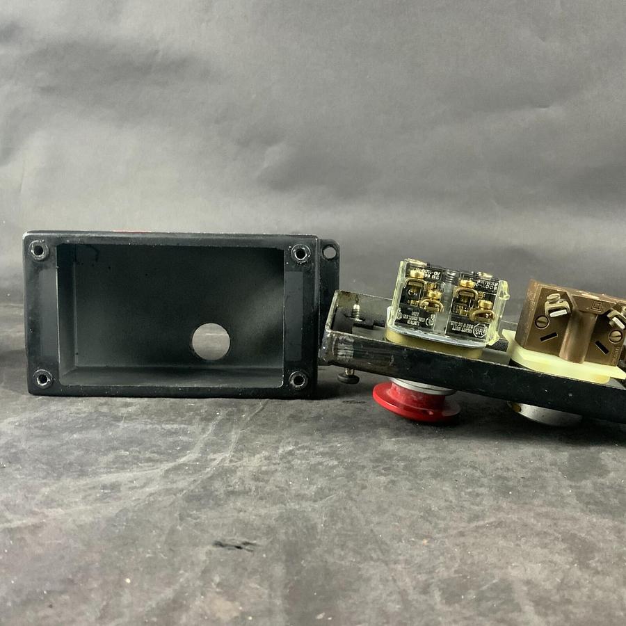 Used GENERIC PUSH BUTTON ENCLOSURE ($35 OBO)