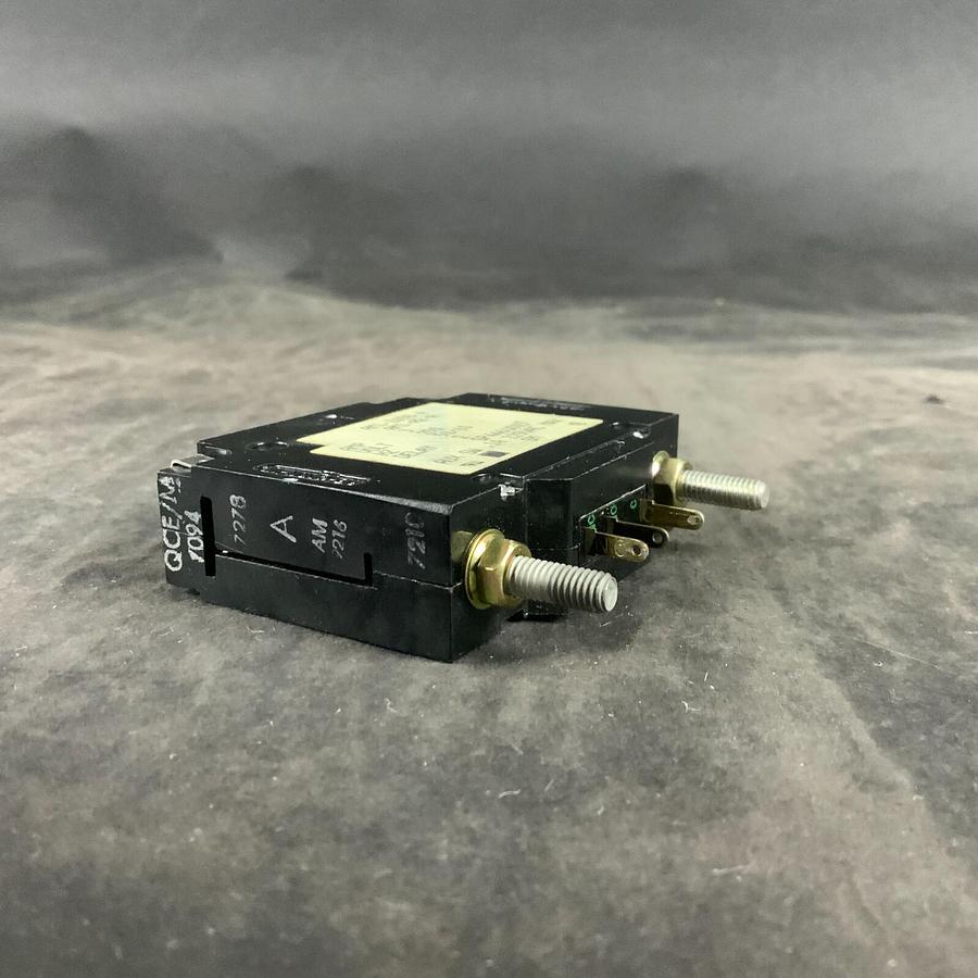 HEINEMANN CIRCUIT BREAKER - AM1-Z658-4 ($12 OBO)