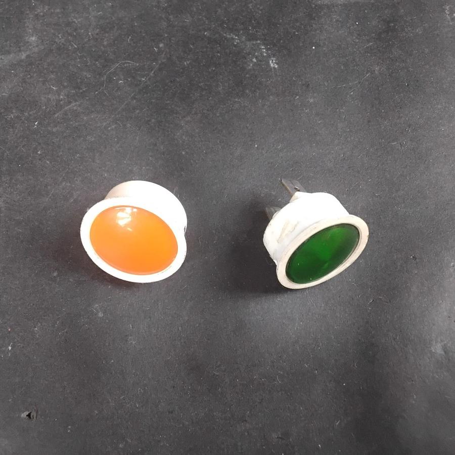 Used 2690A80 SNAP-IN PANEL INDICATOR LIGHT ($1.50/EACH OBO)
