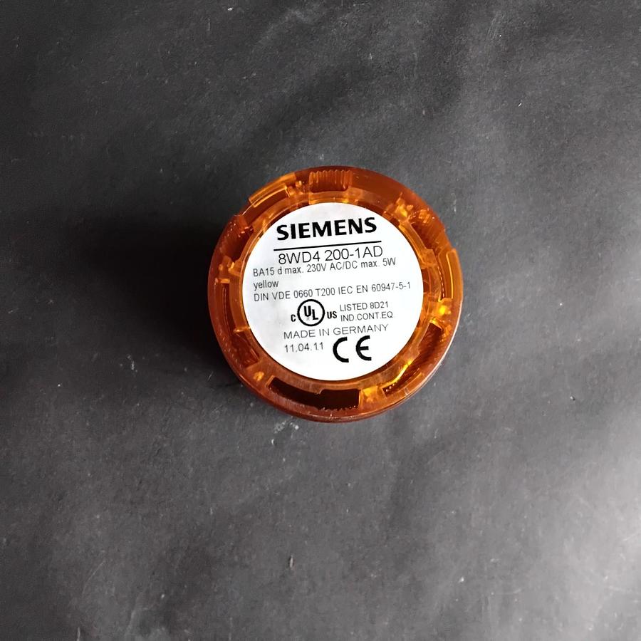 Used SIEMENS 8WD4 200-1AD ORANGE STACK LIGHT ($12 OBO)