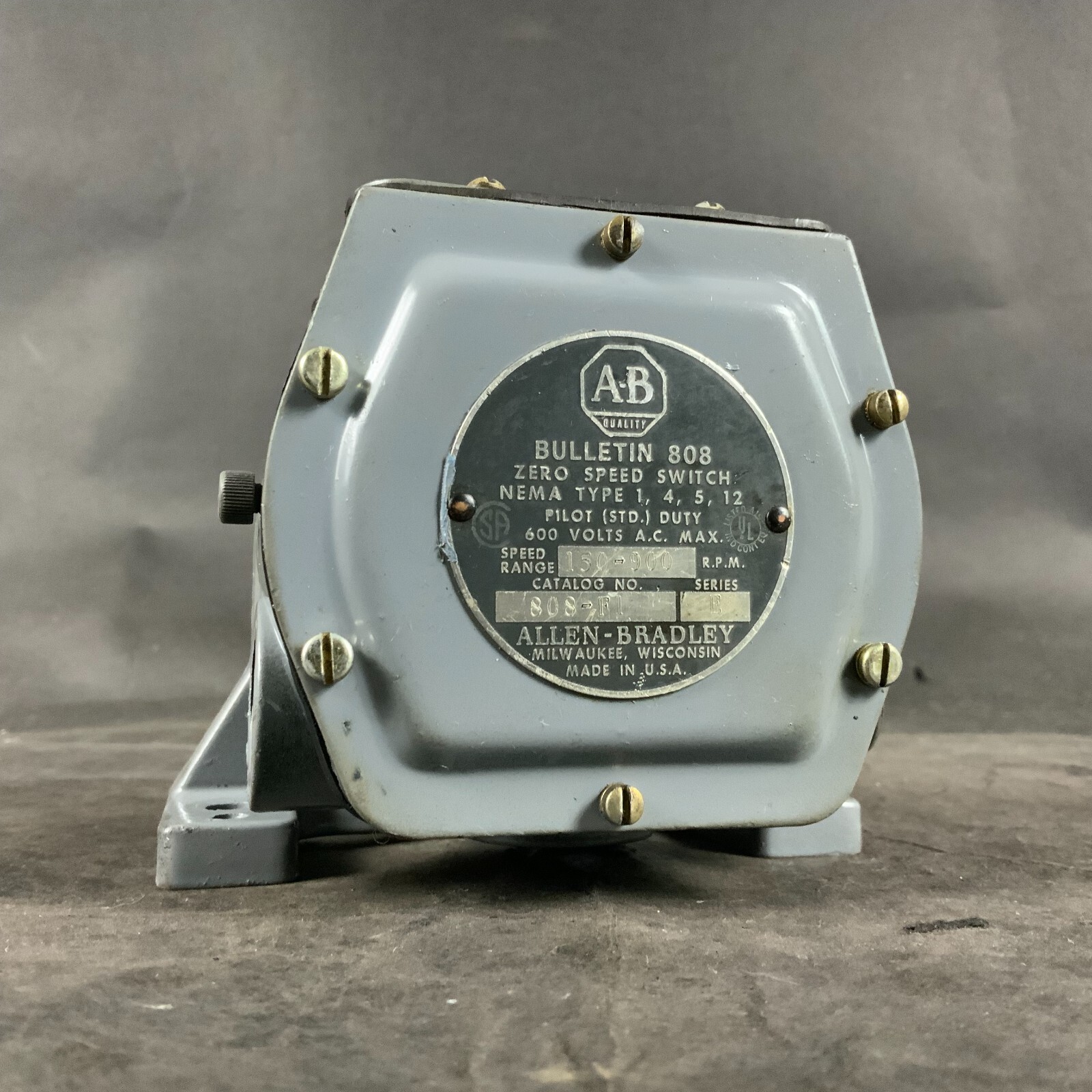 Used ALLEN BRADLEY 808-F1 SPEED SWITCH ($700 OBO)