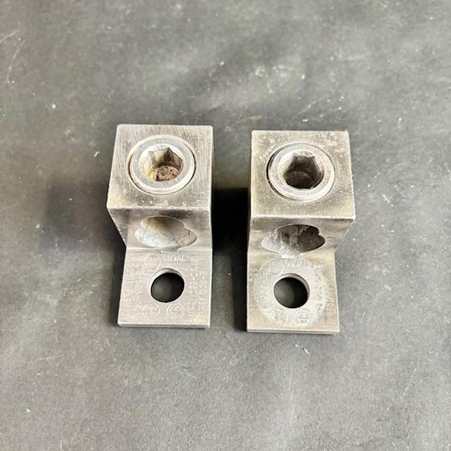Used GENERAL ELECTRIC GE-625-4 SCREW LUGS 2PCS