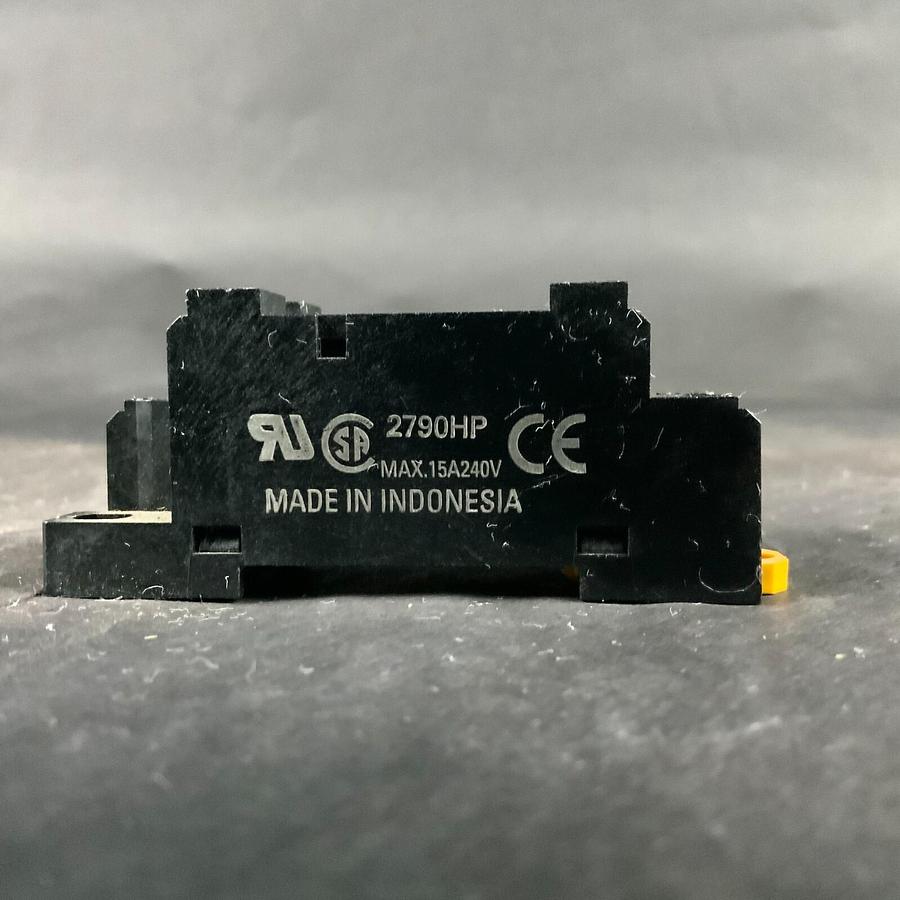 Used OMRON PTF08A-E RELAY SOCKET ($7 OBO)