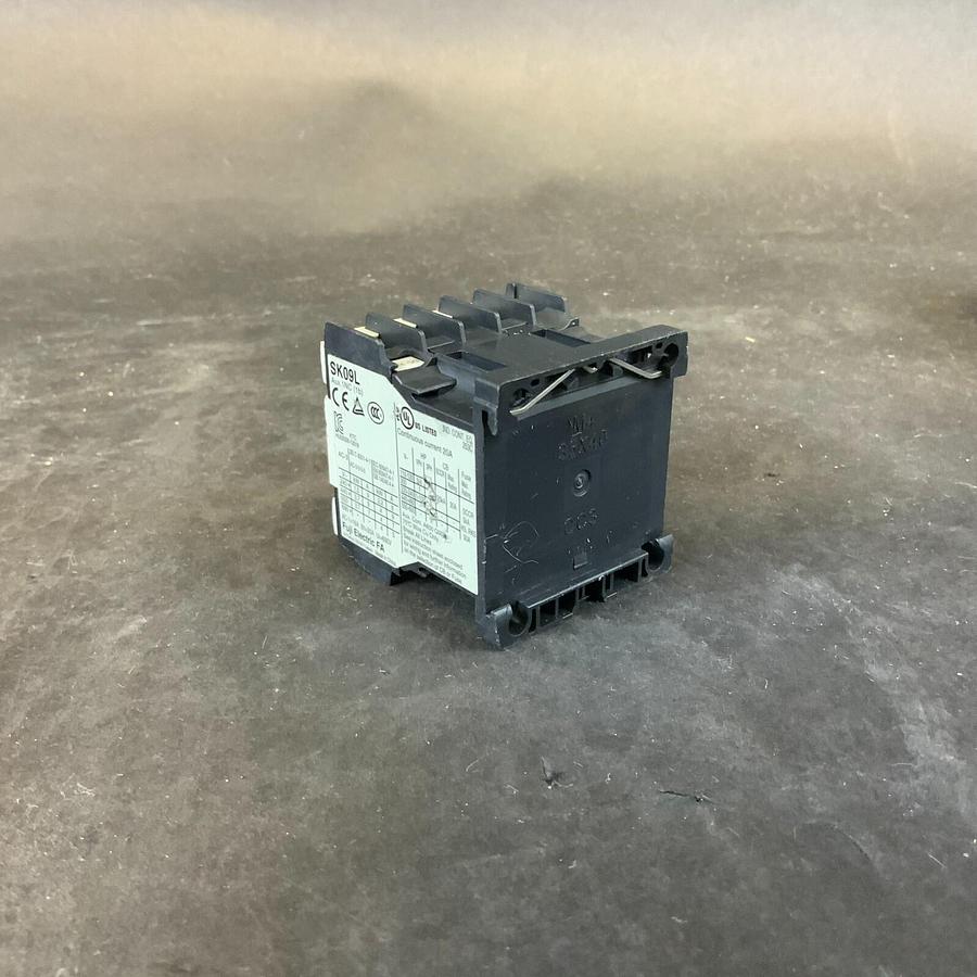 Used FUJI SK09L CONTACTOR  ($60 OBO)
