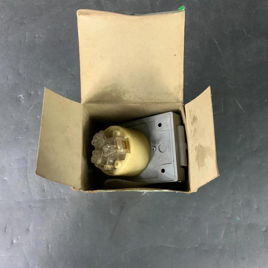 Used BRYANT 70630-MBWP LOCKING MALE BASE ($30 OBO)