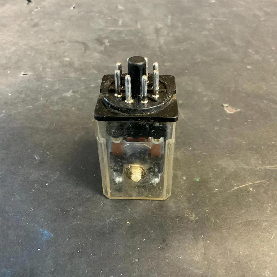 Used CUTLER-HAMMER D3PR2A A2 RELAY ($6.50 OBO)