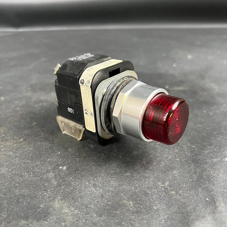 Used ALLEN BRADLEY 800T-PTH16R RED PUSH BUTTON ($20 OBO)