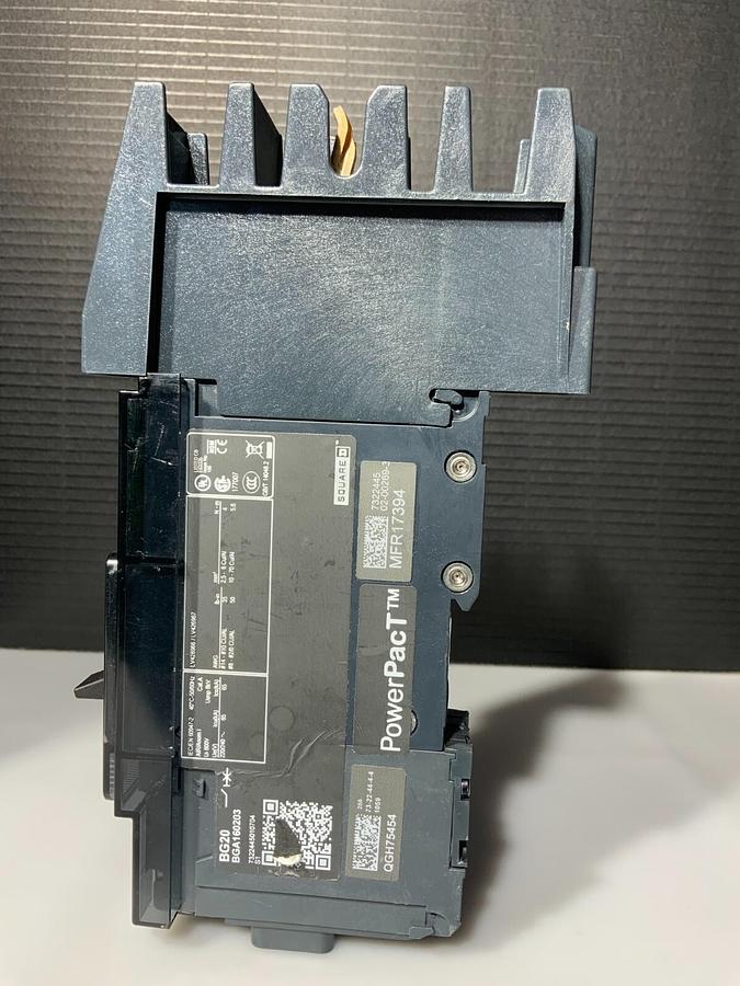 Used SQUARE D BGA160203 (179.99 OBO)