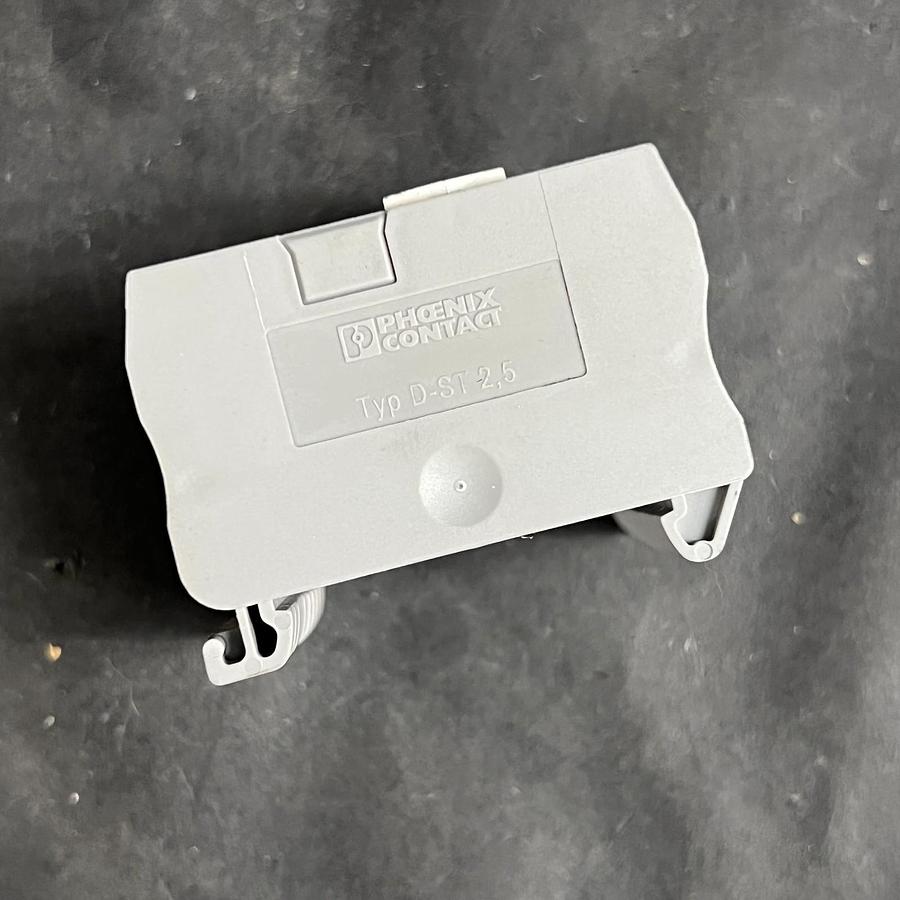 Used PHOENIX CONTACT TYP D-ST 2,5 CONTACT BLOCKS - SET OF 10 ($12 OBO)
